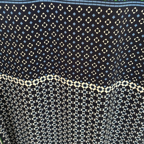 Max Studio Geometric Patterned Shift Dress - Picture 3 of 7